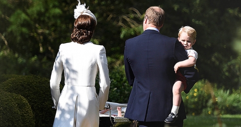 Кенсингтонский дворец просит папарацци прекратить преследовать принца Джорджа