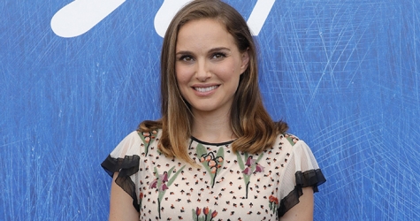 Натали Портман на фотоколле фильма «Джеки» в Венеции