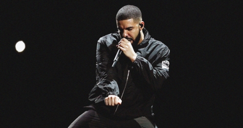 Дрейк рассказал о своем новом альбоме с помощью билбордов в Торонто