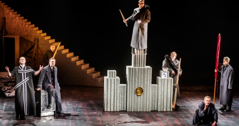 \"Но смерть… Но власть… Но бедствия народны…\": \"Борис Годунов\" Някрошюса в Москве