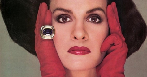 Дизайнер, дочь великого художника и муза Сен-Лорана: почему нам нравится Палома Пикассо