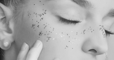 Сальные нити: что это такое и как с ними бороться