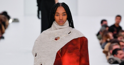 Коллекция Acne Studios осень-зима 2022 поднимает тему ремонта вещей