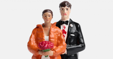 Студия А24 выпустила фигурку для торта к фильму «Вот это драма!»