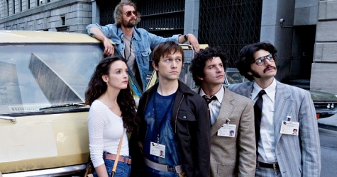 Джозеф Гордон-Левитт в фильме \"Дотянуться до облаков\"