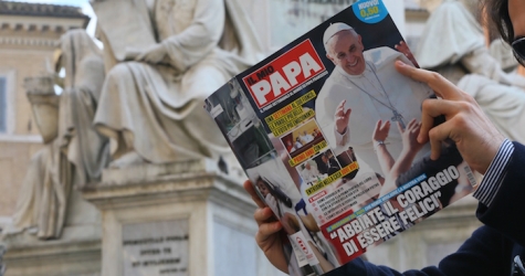 А было ли селфи? Папа Римский и его снимок в официальном Instagram Ватикана