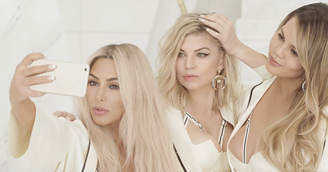 Ким Кардашьян и Алессандра Амбросио в новом клипе Ферги