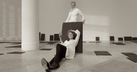 Тильда Суинтон и Шарлотта Рэмплинг в постановке Оливье Сайяра