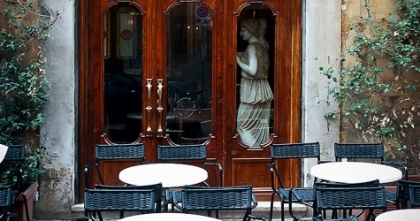 Культовое кафе The Antico Caffe della Pace в Риме закроют