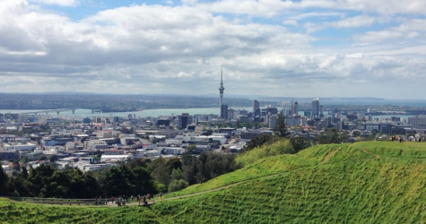 Новая Зеландия первой в мире снимет все ограничения по коронавирусу