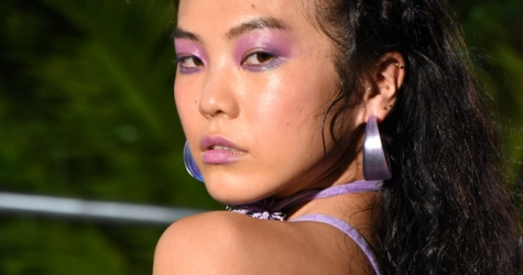 Как повторить лиловый макияж с показа Savage x Fenty