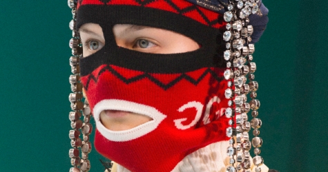 Что такое warcore и зачем носить псевдобронежилеты и балаклавы