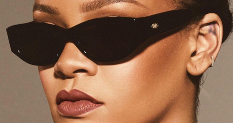 Рианна выпустила новые оттенки «краски для губ» Stunna Lip Paint