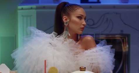 Джиджи и Белла Хадид танцуют вместе с матерью и братом в видео Vogue