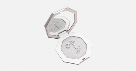 Металлический хайлайтер от Fenty Beauty — выбор Buro 24/7