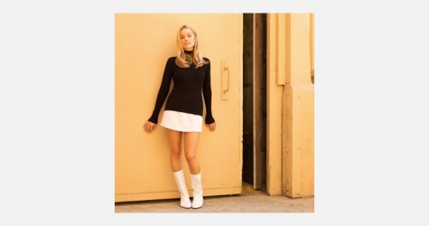 Марго Робби показала первое фото в образе героини из нового фильма Квентина Тарантино