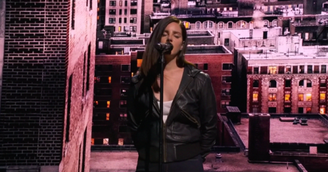 Лана Дель Рей исполнила свою новую песню на презентации Apple