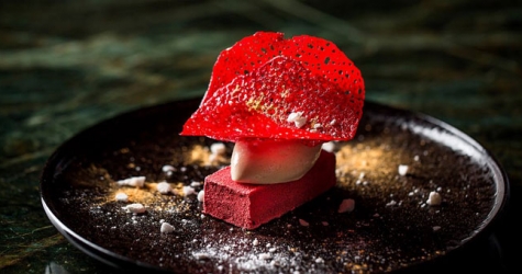 В Buro TSUM можно попробовать десерт по мотивам ароматов Cartier