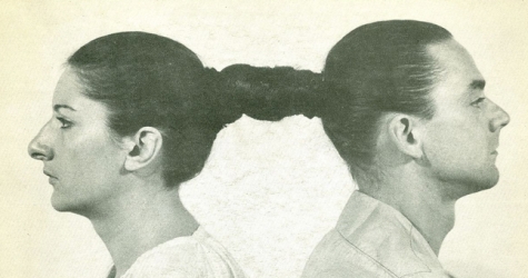 От Марины Абрамович до Pussy Riot: история перформансов XXI века теперь собрана в одной книге