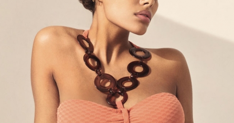 Тина Кунаки и Etam выпустили совместную коллекцию купальников