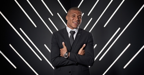 Hublot организовал встречу футболистов Пеле и Килиана Мбаппе