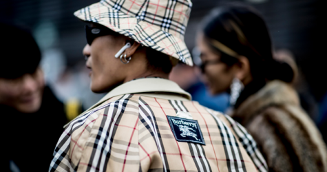 Ушанки и неоновые пуховики: что носят на Pitti Uomo 95