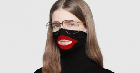Gucci обвинили в расизме из-за чёрного свитера-балаклавы