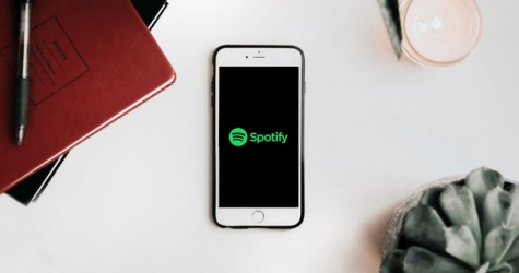Евросоюз начинает расследование против Apple после жалобы Spotify