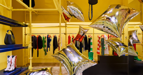 Calvin Klein закроет свой флагманский магазин в Нью-Йорке и перезапустит линию 205W39NYC