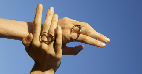 Что подарить на Новый год: 40 лаконичных украшений