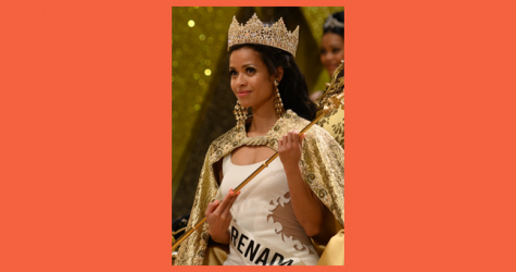Актриса из «Излома времени» позирует в короне на съемках фильма о первой темнокожей мисс мира