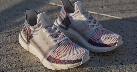 adidas выпустил лимитированную модель кроссовок Ultraboost 19 Refract