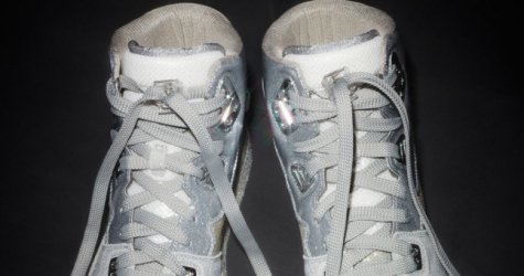 Acne Studios выпустил баскетбольные кроссовки в блестках