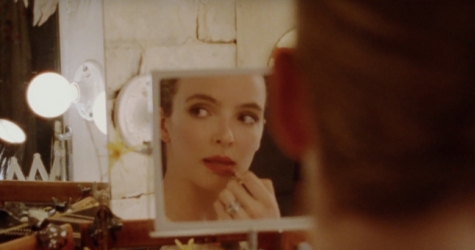 Джоди Комер из «Убивая Еву» снялась в короткометражке Loewe