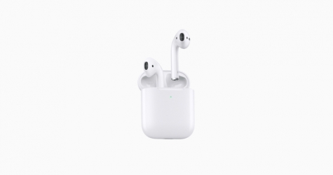 Apple представила новую версию AirPods c футляром с беспроводной зарядкой