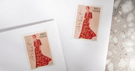 Платье Arket появилось на скандинавских почтовых марках