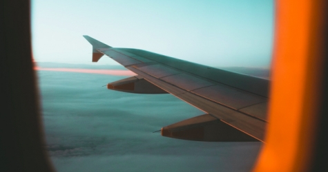 Власти Украины объявили о прекращении авиасообщения с Беларусью