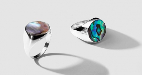 Avgvst выпустил лимитированную коллекцию колец-печаток с галиотисом