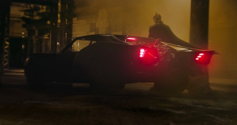 Появились снимки бэтмобиля из нового «Бэтмена» с Робертом Паттинсоном