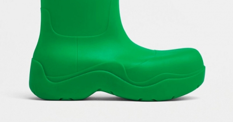 Bottega Veneta выпустил высокие резиновые сапоги за 750 долларов