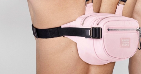 Рикардо Тиши сделал розовые сумки с ремнями для Burberry B Series