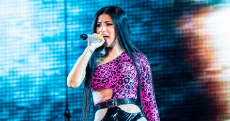 В Сети появился трек о коронавирусе с голосом Cardi B — средства от его продаж пойдут на благотворительность