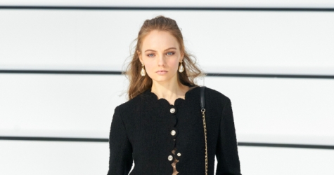 Chanel запустит производство халатов и масок для врачей и полицейских во Франции