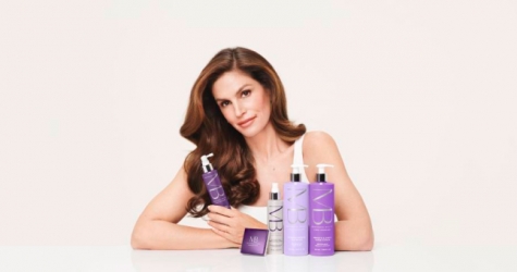 Синди Кроуфорд запустила линию средств для волос