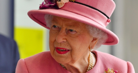 Елизавета II ищет инстаграм-менеджера