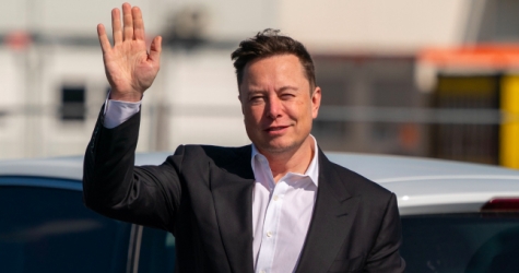 Илон Маск занял второе место в рейтинге миллиардеров Bloomberg