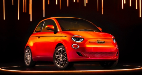 Bvlgari и Fiat создали уникальный электромобиль, напоминающий ювелирное украшение