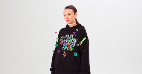 The Village сделал совместный проект с брендами glo и ZNY