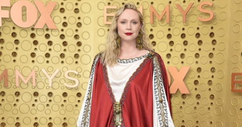 Пользователи соцсетей сравнили образ Гвендолин Кристи на «Эмми» с Иисусом