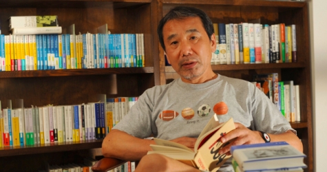 Харуки Мураками проведет радиошоу, чтобы развлечь японцев во время пандемии COVID-19